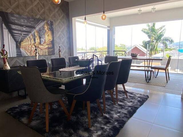 Casa para Venda em Santana de Parnaíba - 4