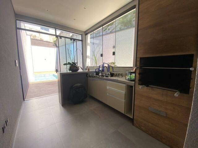 Casa para Venda em Santana de Parnaíba - 5