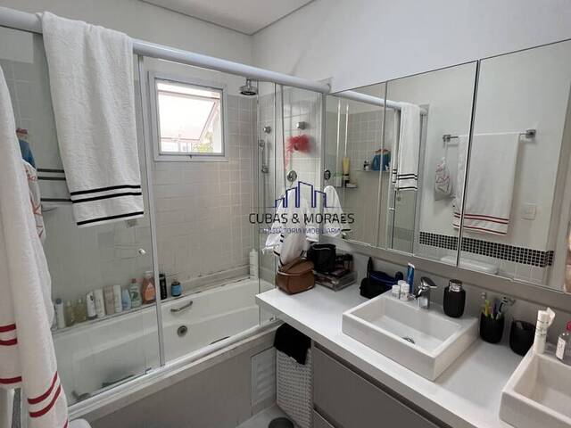 Casa para Venda em Santana de Parnaíba - 5